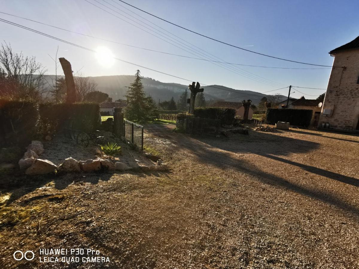 Le Puits De Garival Bed & Breakfast Tour-de-Faure Dış mekan fotoğraf