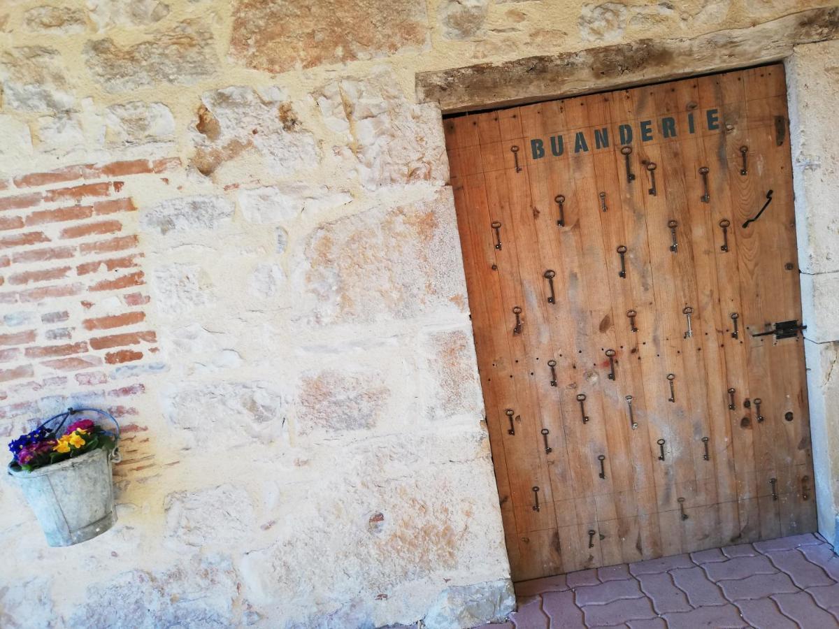 Le Puits De Garival Bed & Breakfast Tour-de-Faure Dış mekan fotoğraf